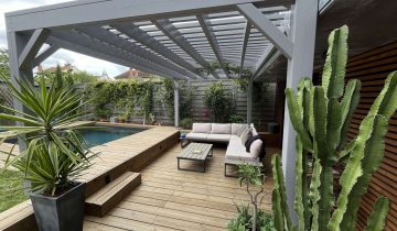Comment une pergola transforme votre espace extérieur ?