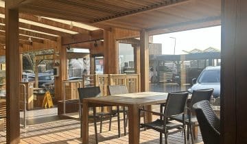 Opter pour une pergola bioclimatique pour mieux profiter de l’été